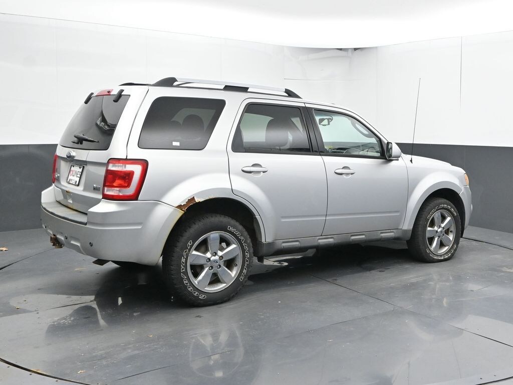 Used 2010 Ford Escape Limited SUV