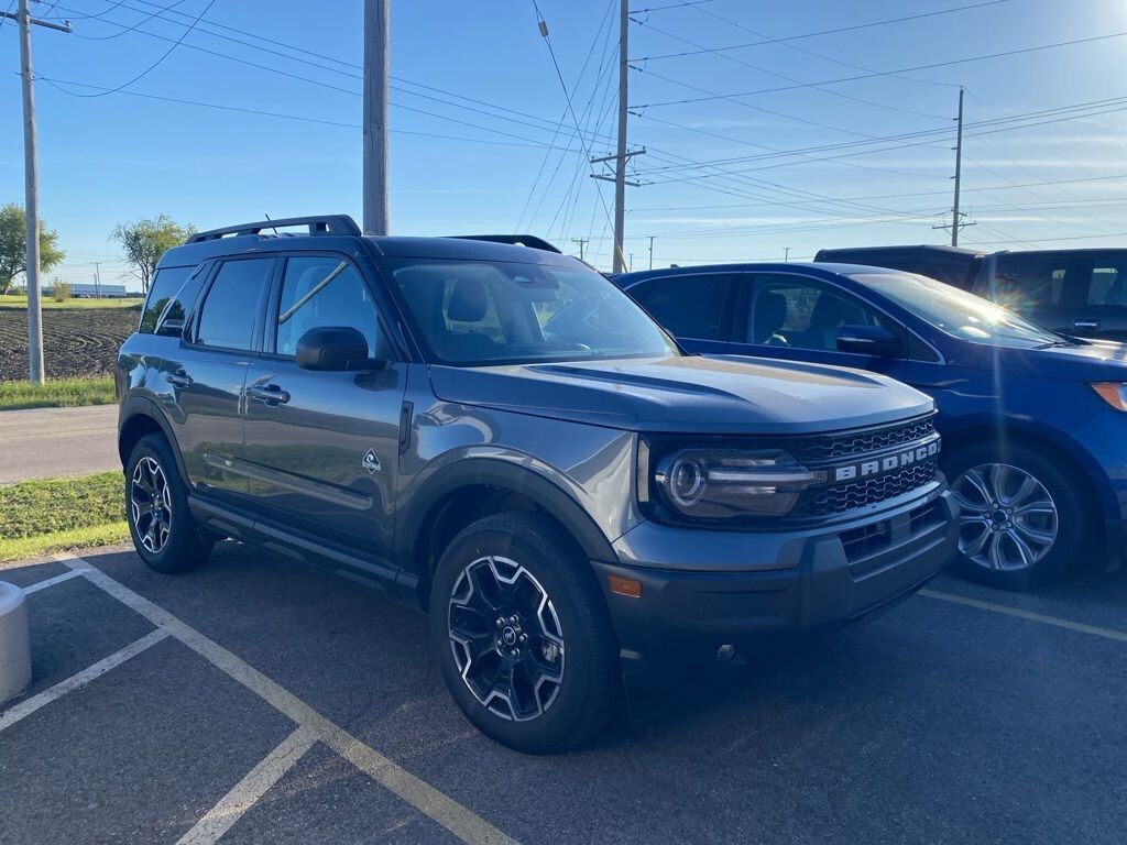 Used 2025 Ford Bronco Sport Outer Banks SUV