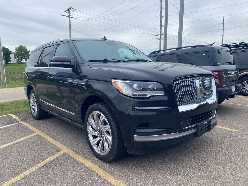 Certified 2024 Lincoln Navigator Premiere SUV