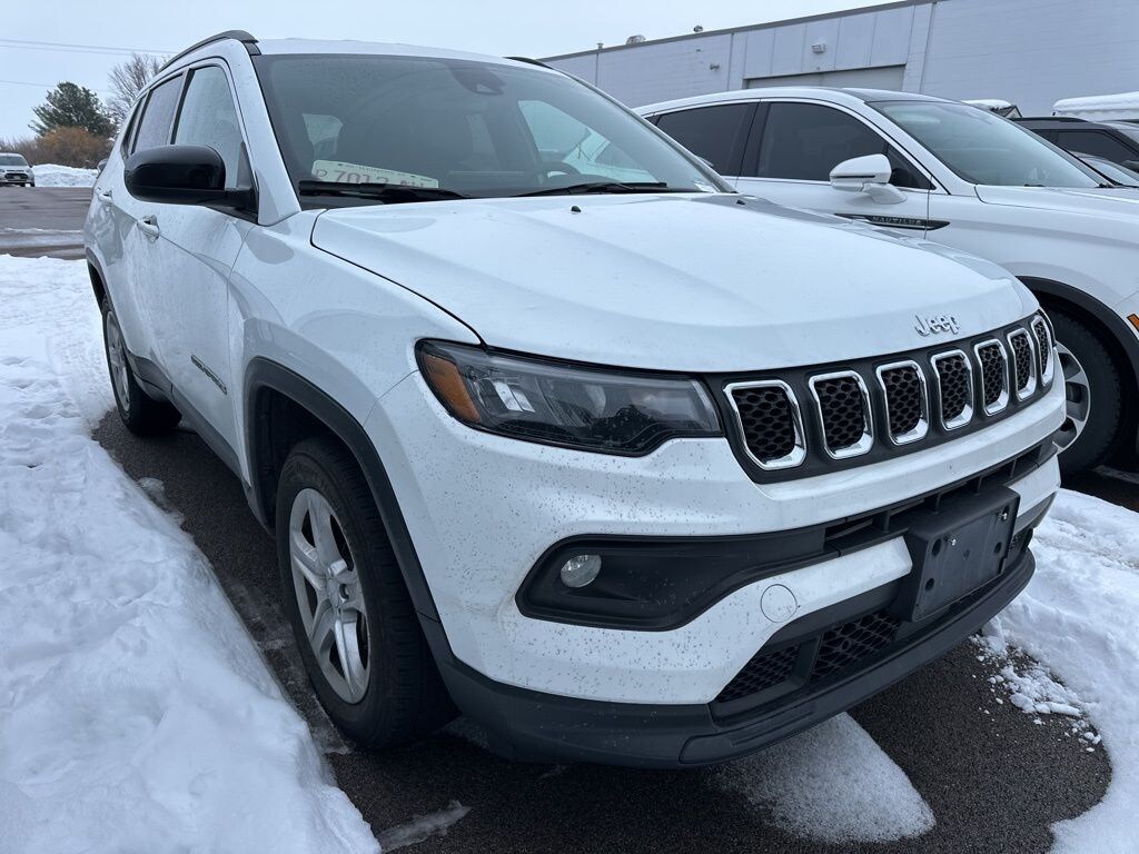 Used 2023 Jeep Compass Latitude SUV
