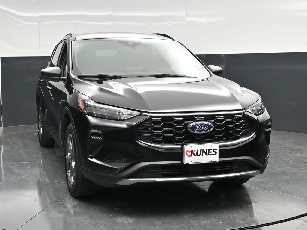 Certified 2025 Ford Escape ST-Line SUV