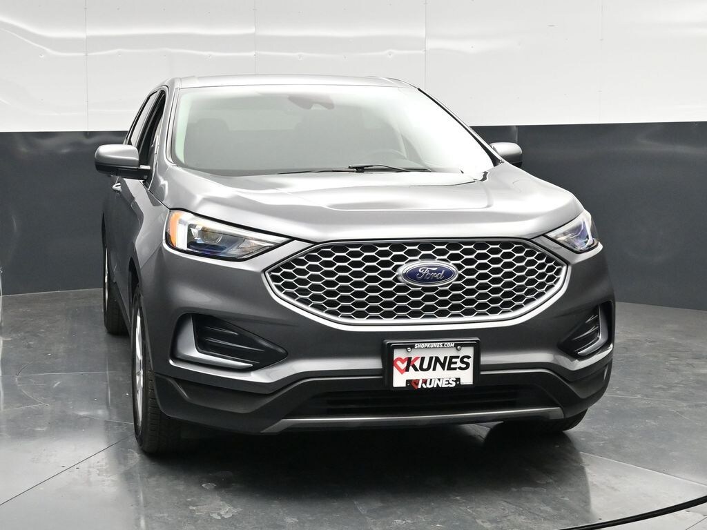 Certified 2024 Ford Edge SUV