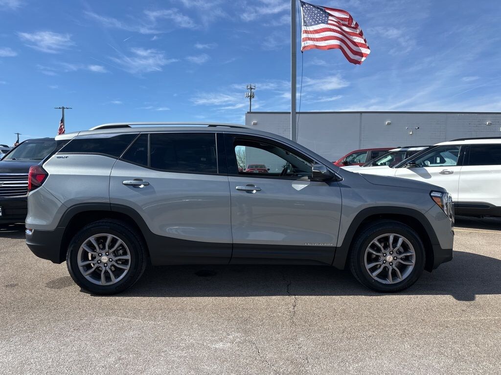 Certified 2024 GMC Terrain SLT SUV