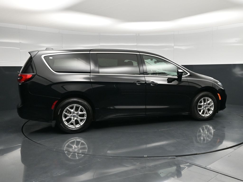 Used 2024 Chrysler Pacifica Touring L Van Passenger Van