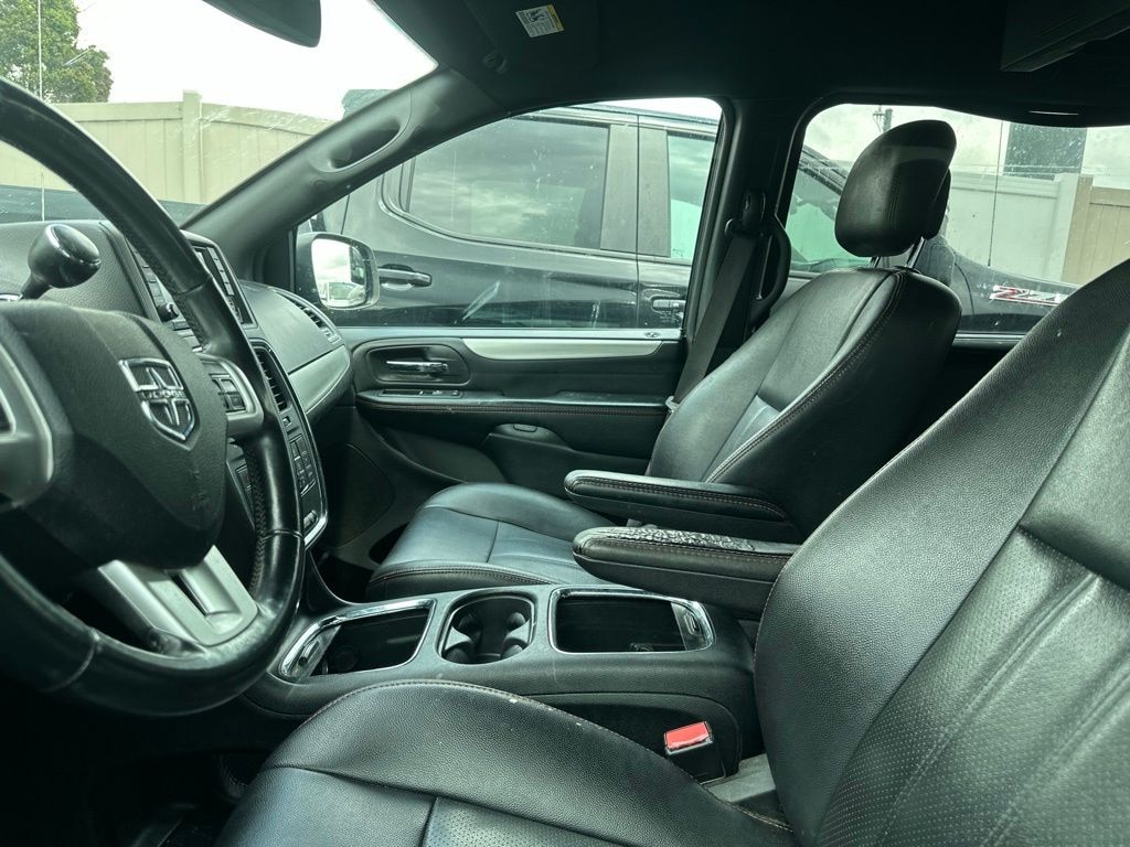 Used 2019 Dodge Grand Caravan GT Van Passenger Van