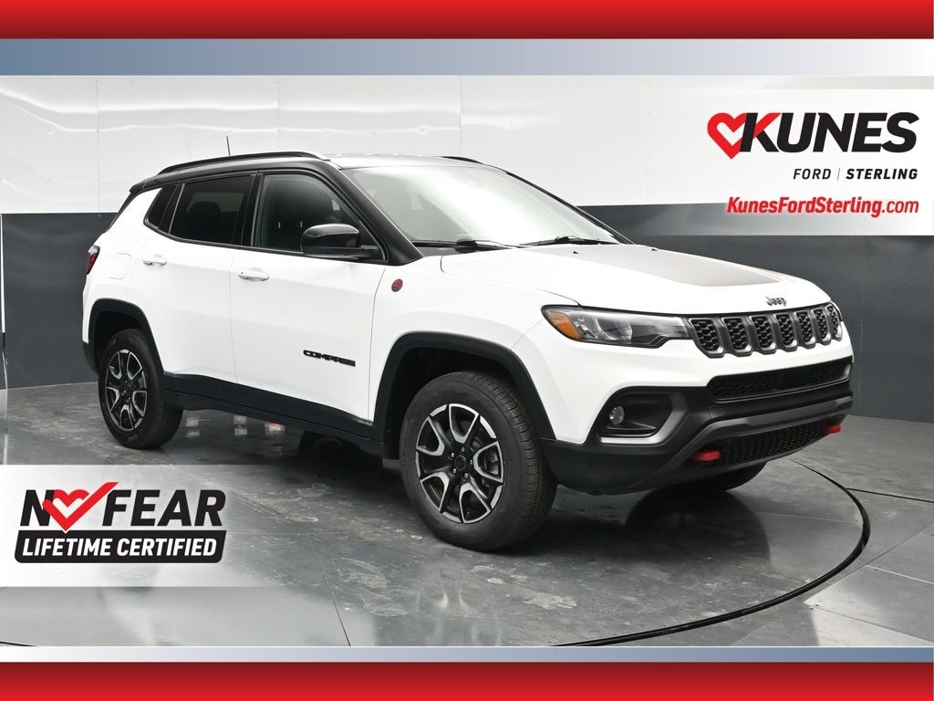 Used 2025 Jeep Compass Trailhawk SUV