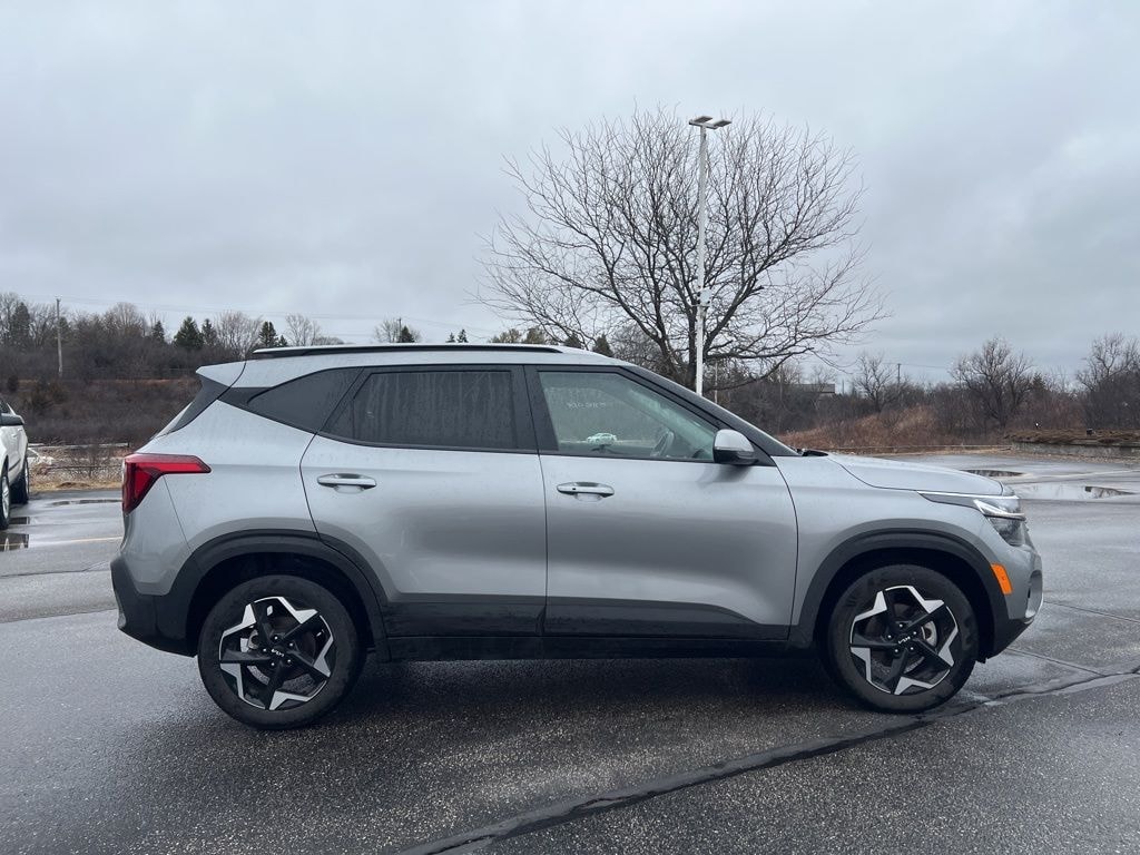 Used 2025 Kia Seltos S SUV