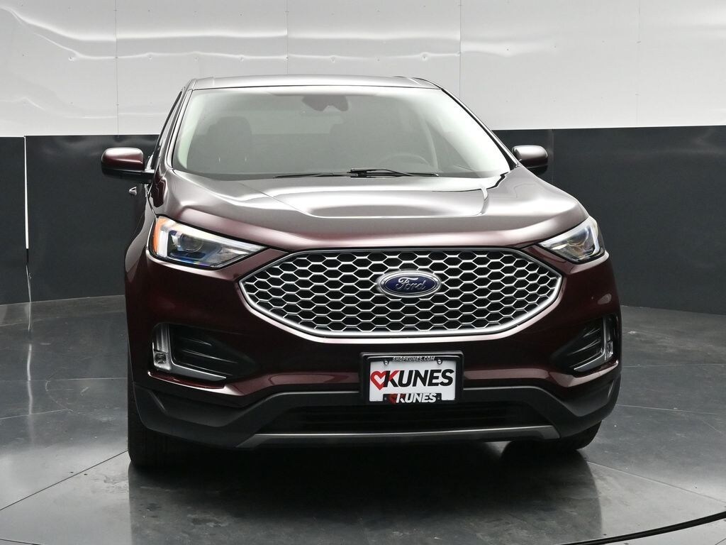 Certified 2024 Ford Edge SUV