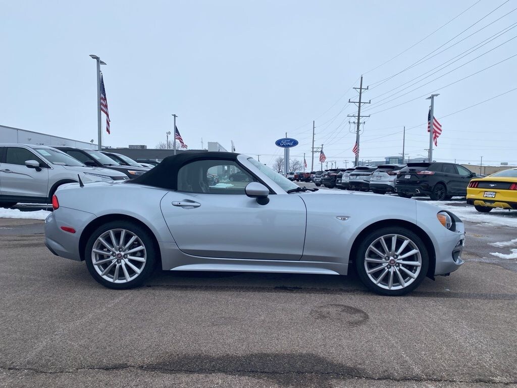 Used 2018 FIAT 124 Spider Lusso Convertible
