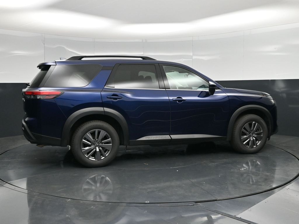 Used 2025 Nissan Pathfinder SV SUV
