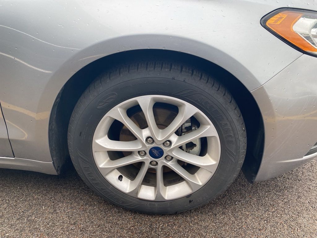 Used 2020 Ford Fusion SE Sedan
