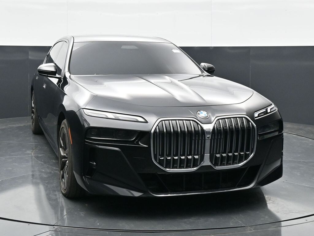 Used 2023 BMW 760i xDrive Sedan