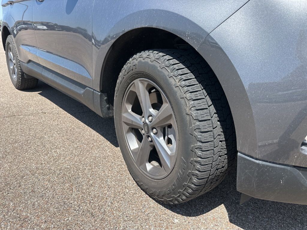 Used 2022 Ford Edge SUV