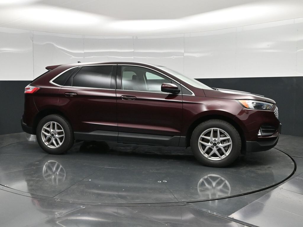 Certified 2024 Ford Edge SUV