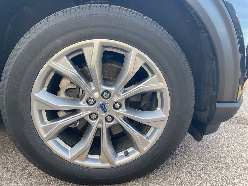 Used 2023 Ford Explorer XLT SUV
