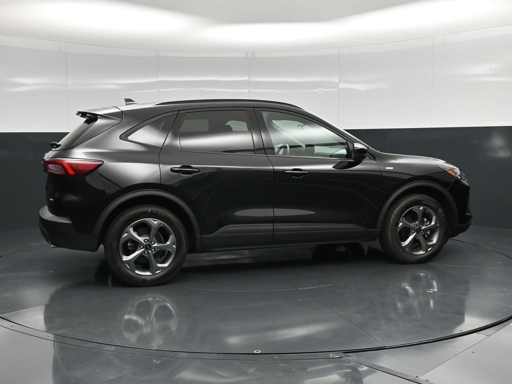 Certified 2025 Ford Escape ST-Line Select SUV