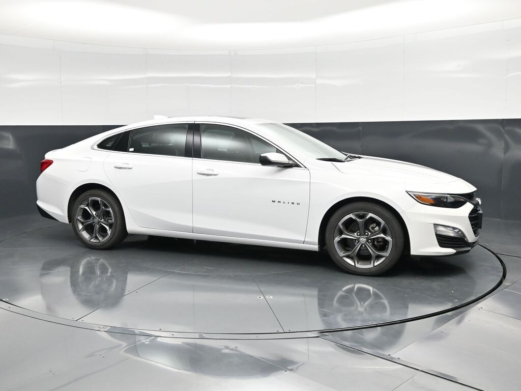 Used 2024 Chevrolet Malibu 1LT Sedan