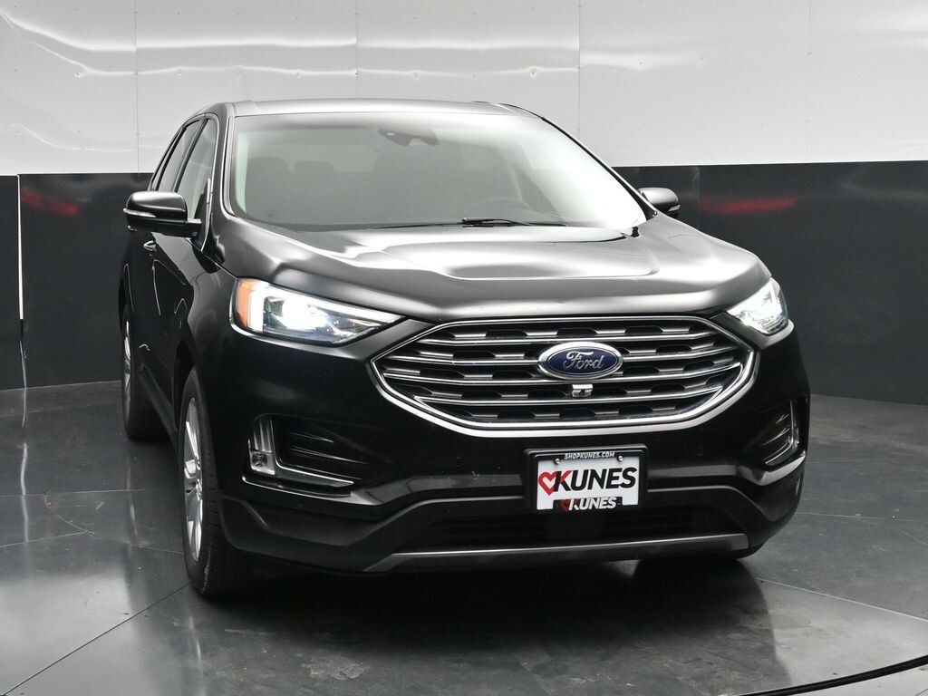 Certified 2022 Ford Edge Titanium SUV