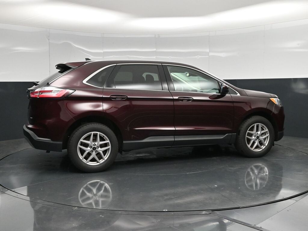 Certified 2024 Ford Edge SUV