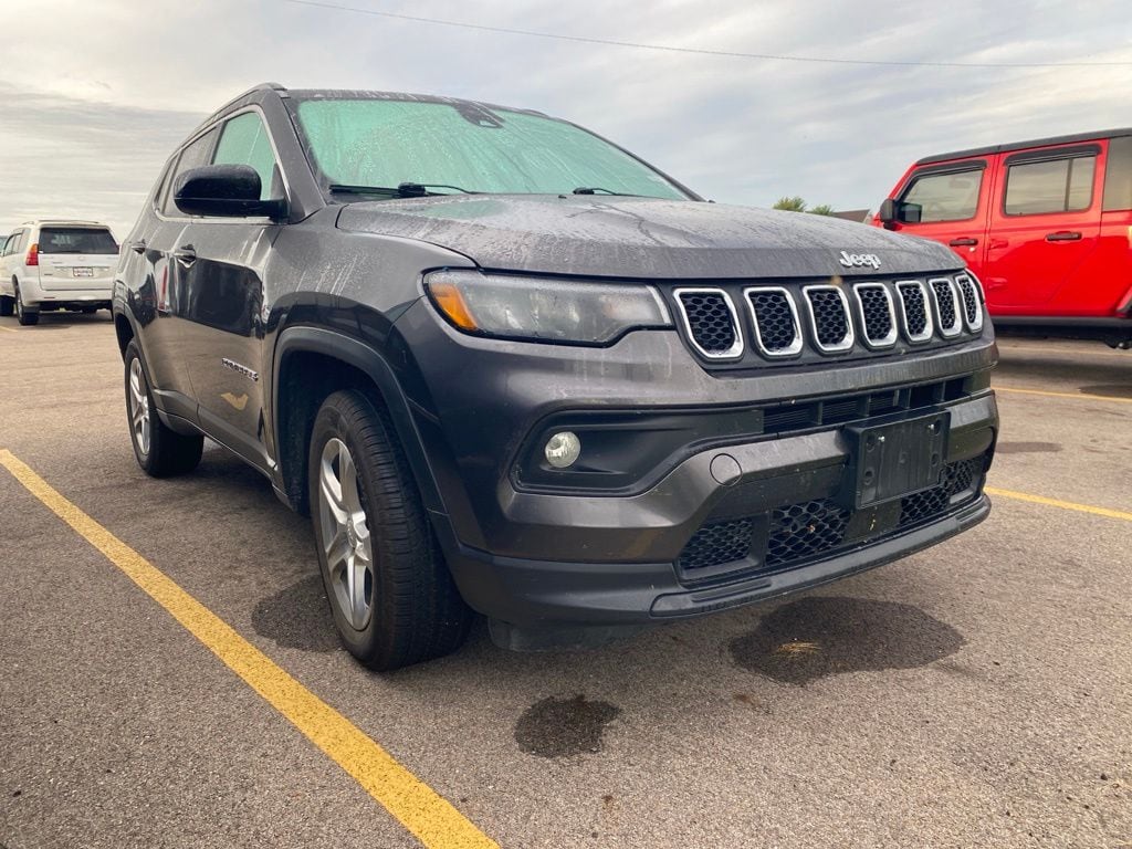 Used 2024 Jeep Compass Latitude SUV