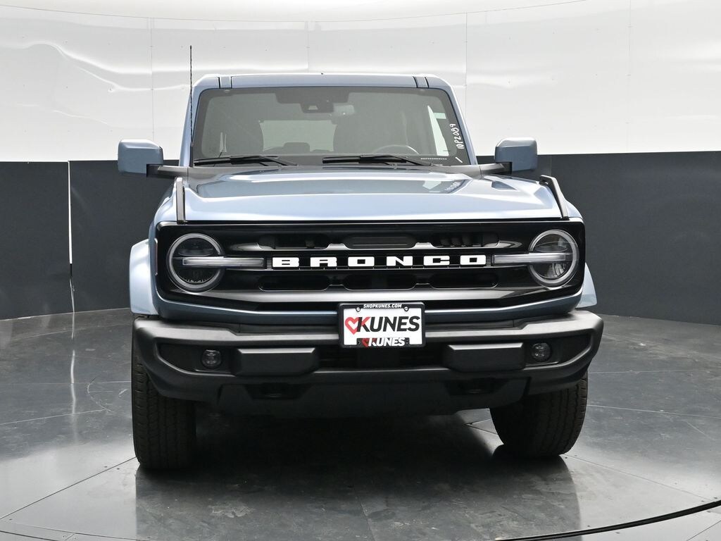 Certified 2025 Ford Bronco Outer Banks SUV