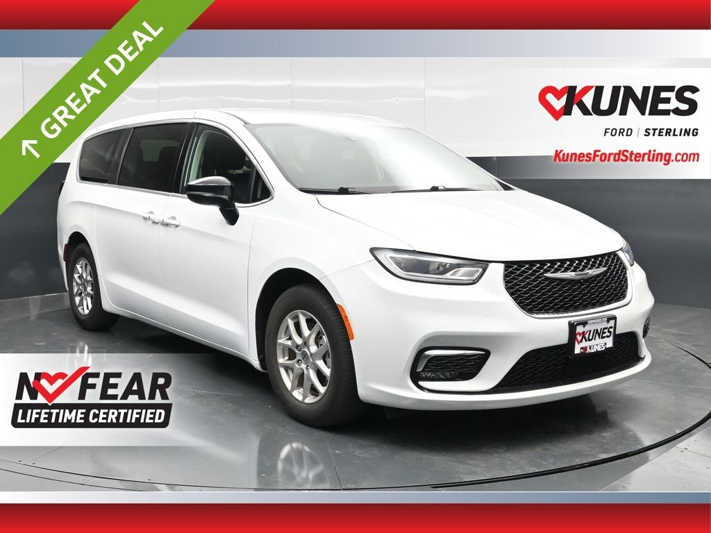 Used 2024 Chrysler Pacifica Touring L Van Passenger Van