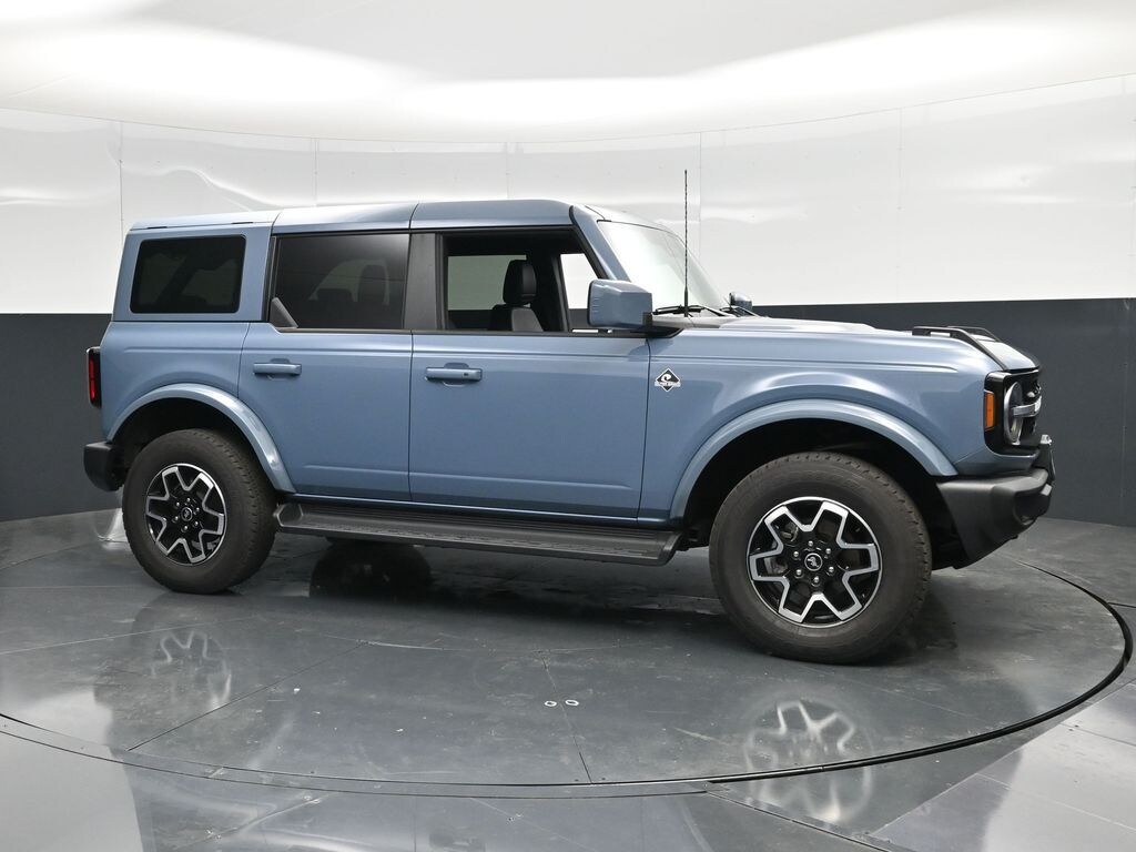 Certified 2025 Ford Bronco Outer Banks SUV