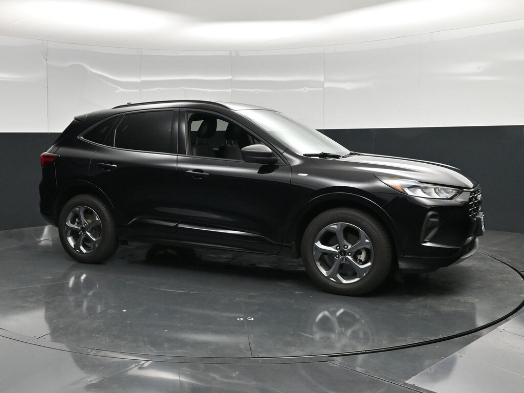 Used 2023 Ford Escape ST-Line SUV