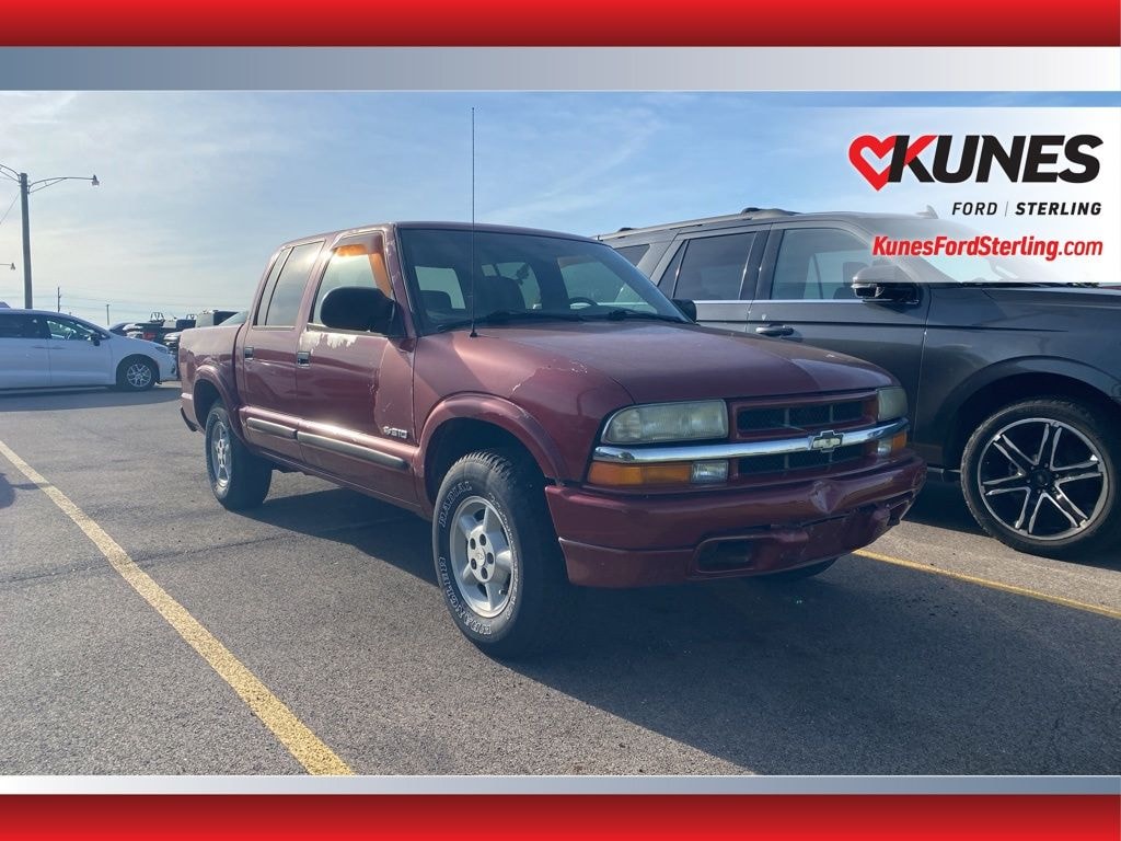 Used 2004 Chevrolet S-10 LS Truck Crew Cab