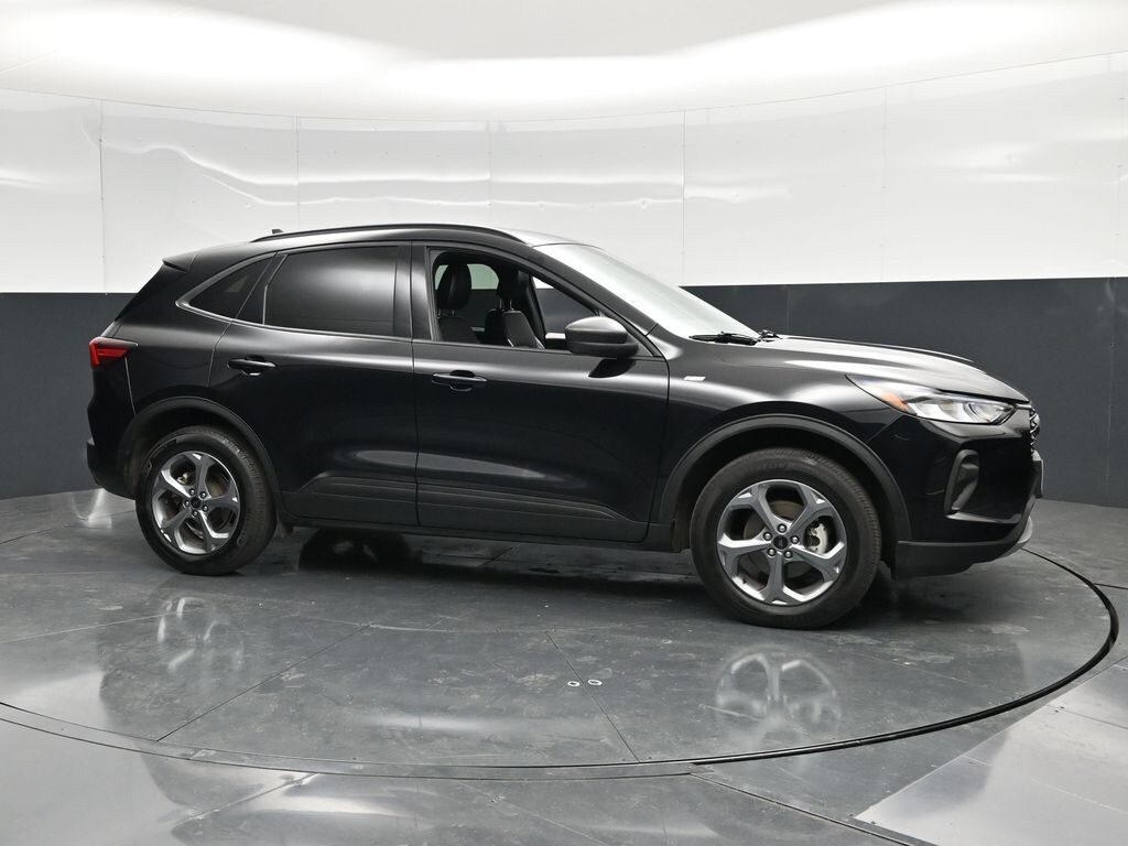 Certified 2025 Ford Escape ST-Line SUV