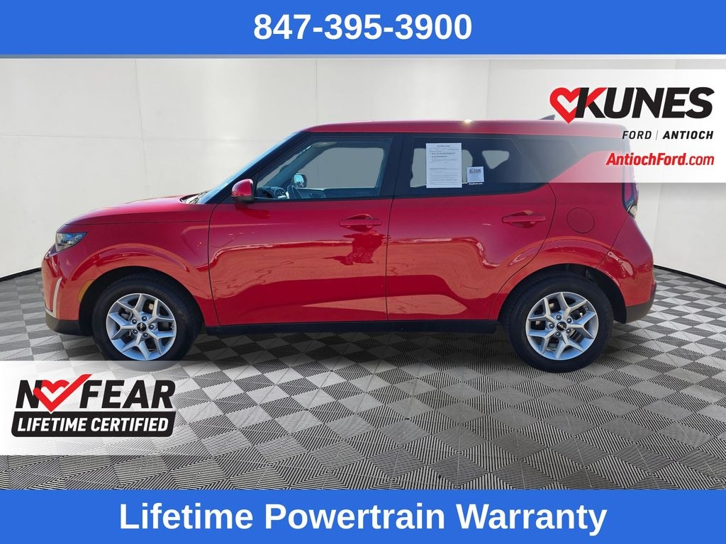 Used 2025 Kia Soul LX Hatchback