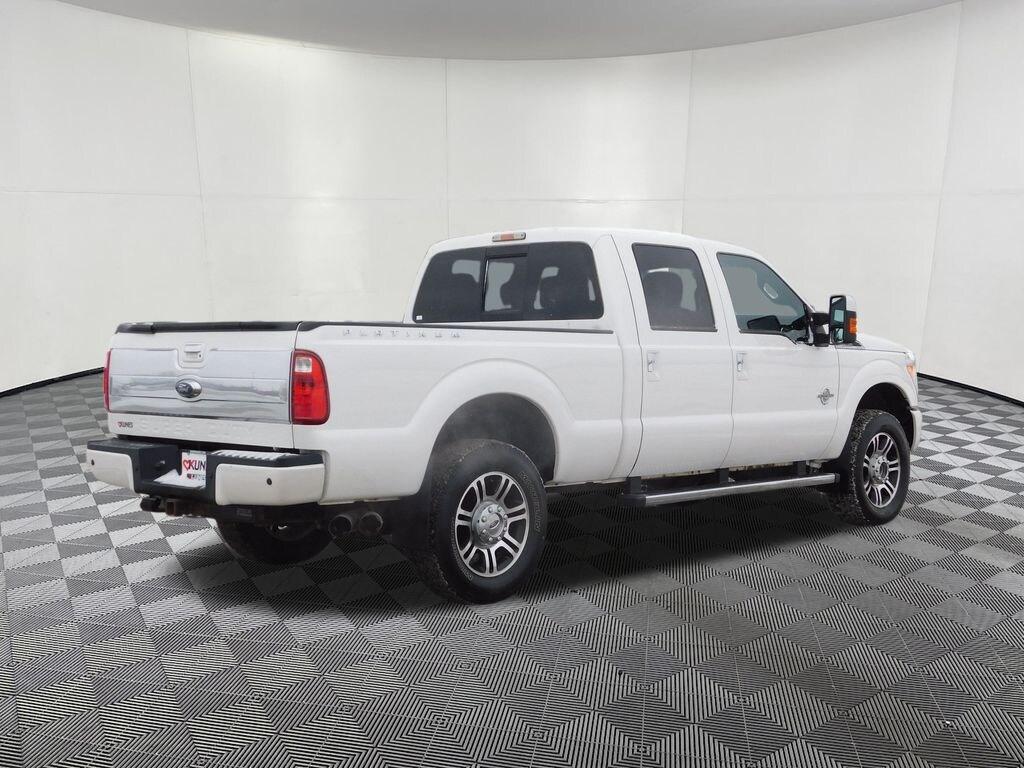 Used 2015 Ford F-250 XLT Truck Crew Cab