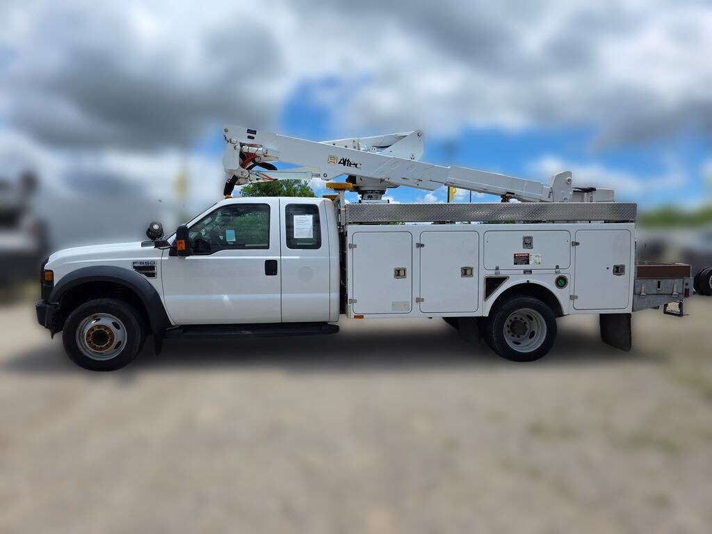 Used 2009 Ford F-550 Chassis Truck Super Cab