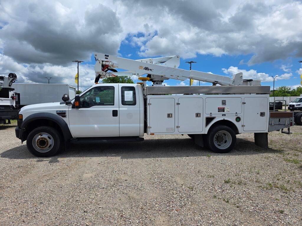 Used 2009 Ford F-550 Chassis Truck Super Cab