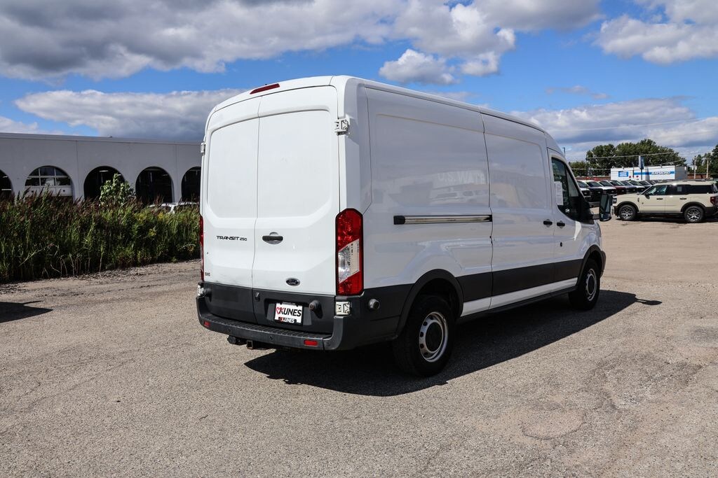 Used 2017 Ford Transit-250 w/Sliding Pass-Side Cargo-Door Van Medium Roof Cargo Van