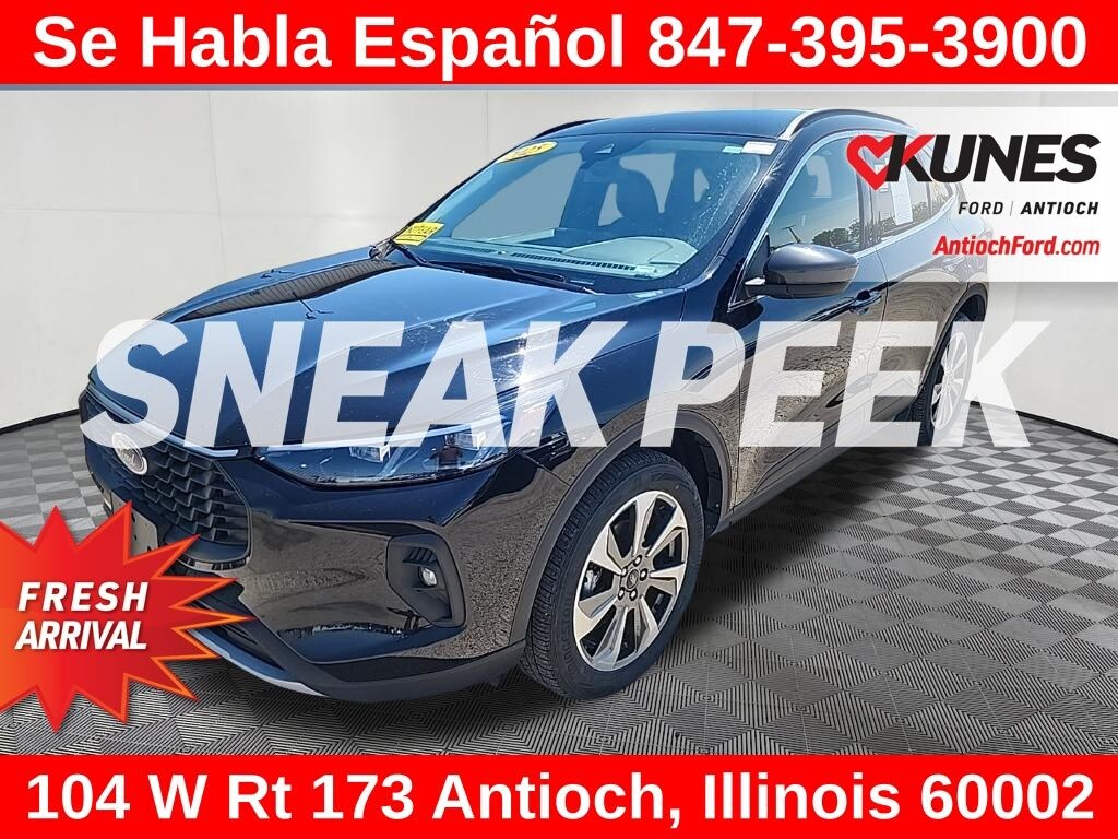 Used 2025 Ford Escape Platinum SUV