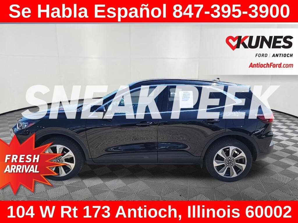 Used 2025 Ford Escape Platinum SUV