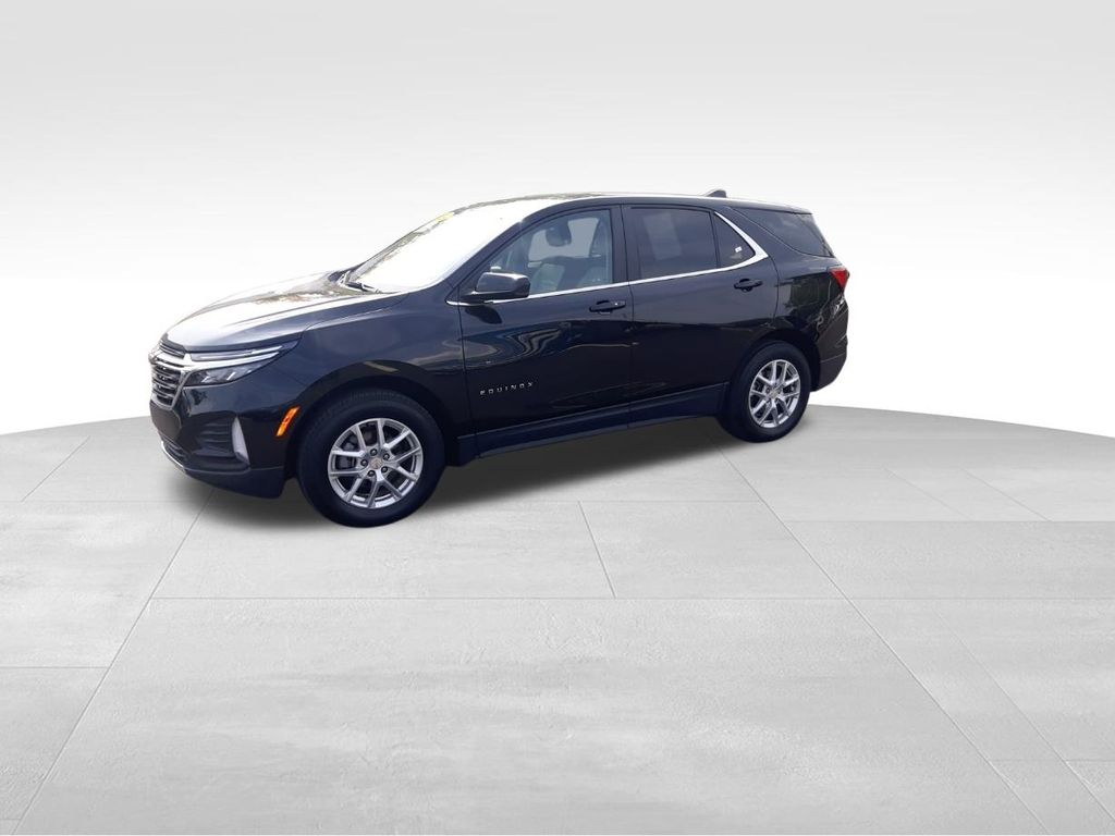 2024 Chevrolet Equinox LT photo 4
