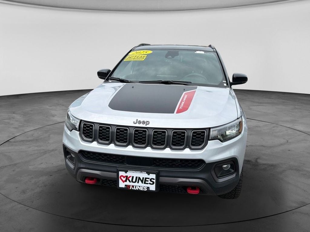 Used 2025 Jeep Compass Trailhawk SUV