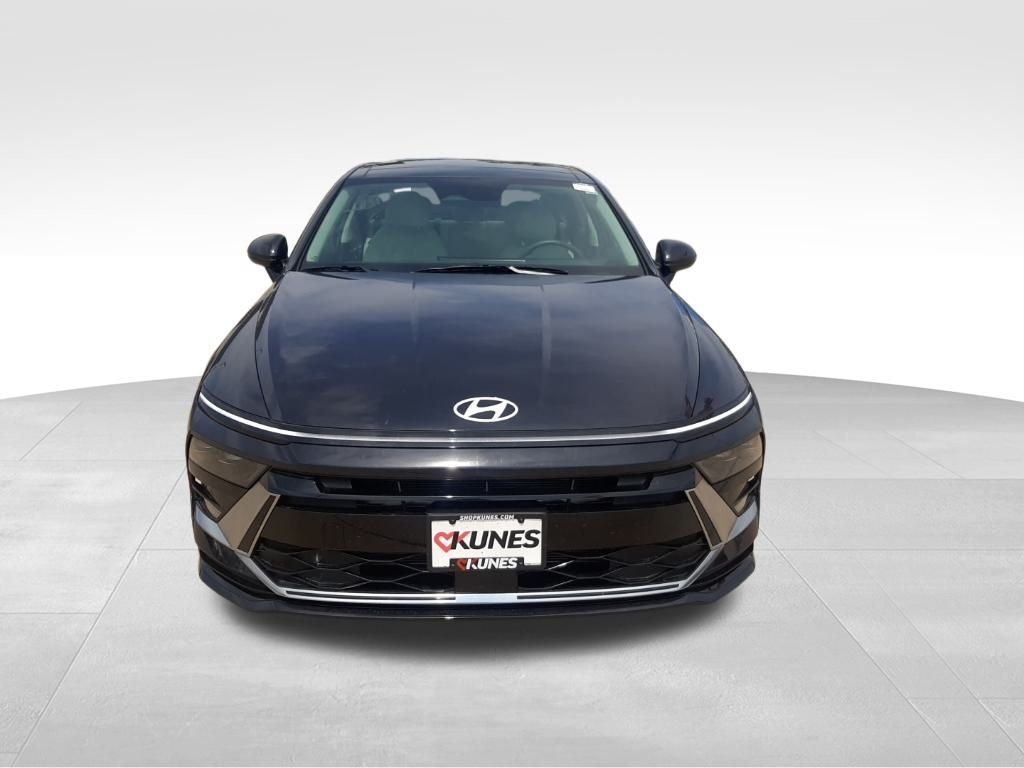 2024 Hyundai Sonata SEL photo 2