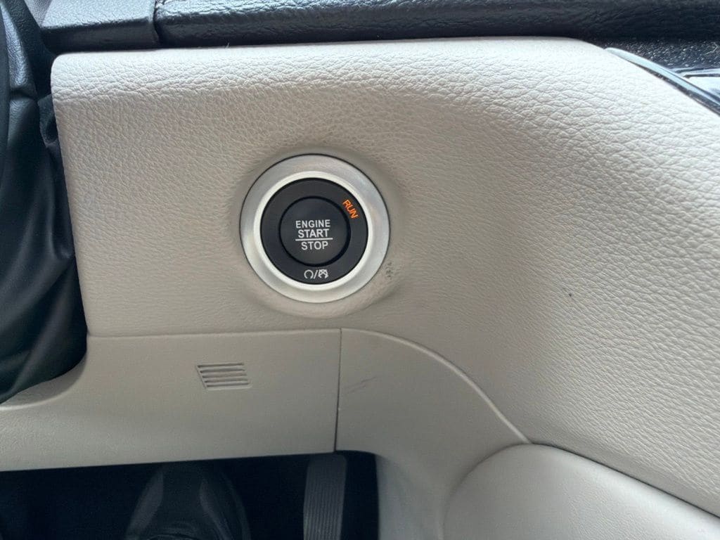 2024 Chrysler Pacifica Limited - Photo 27