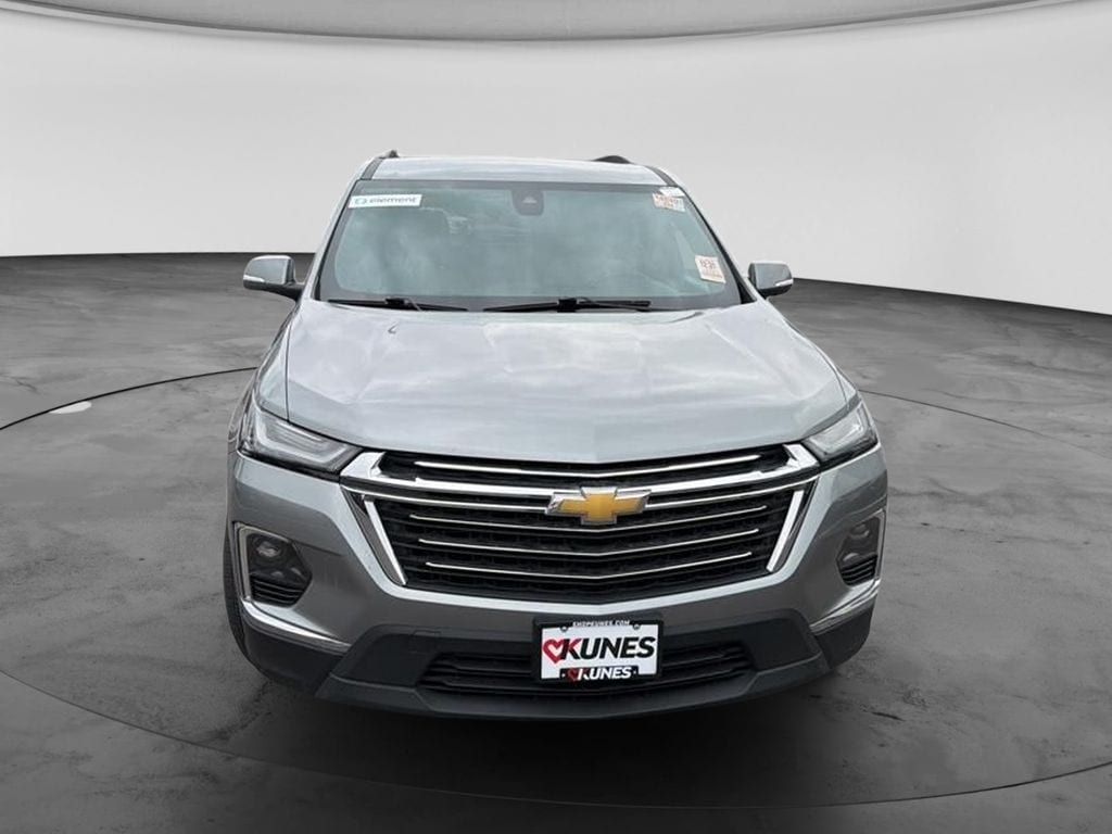 Used 2023 Chevrolet Traverse LT Cloth w/2FL SUV