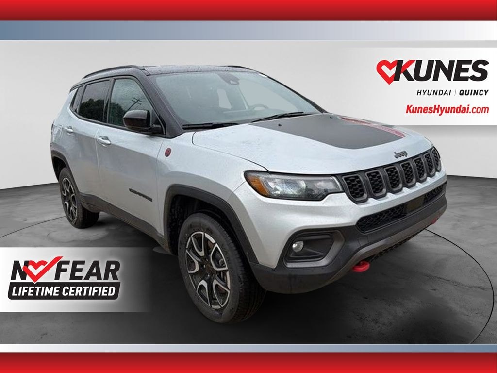 Used 2025 Jeep Compass Trailhawk SUV