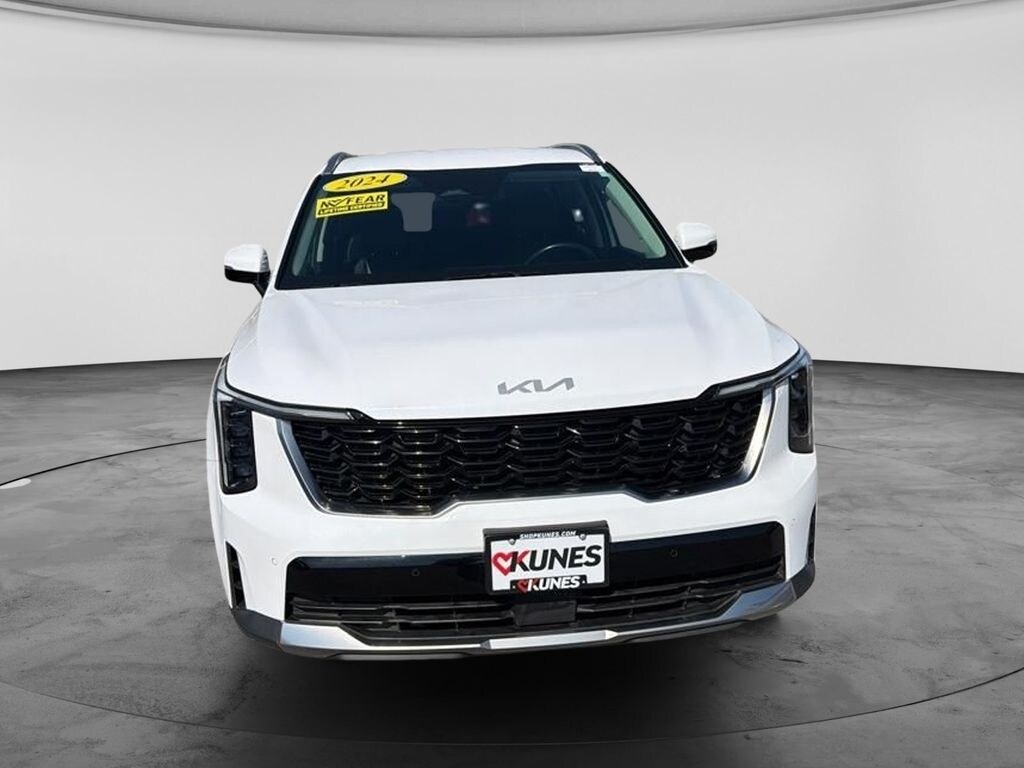 Used 2024 Kia Sorento S SUV