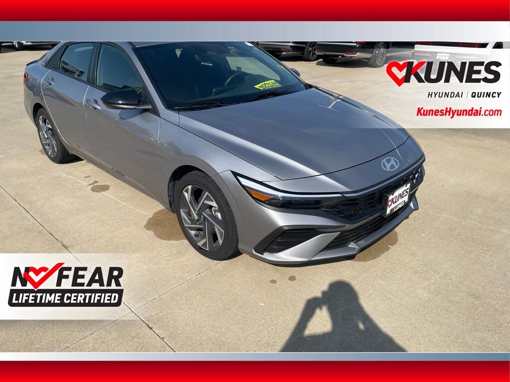 Used 2025 Hyundai Elantra SEL Sport Sedan