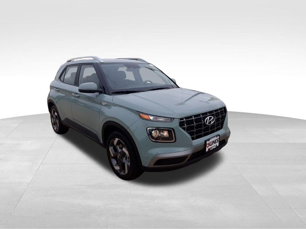 New 2026 Hyundai Venue SEL SUV