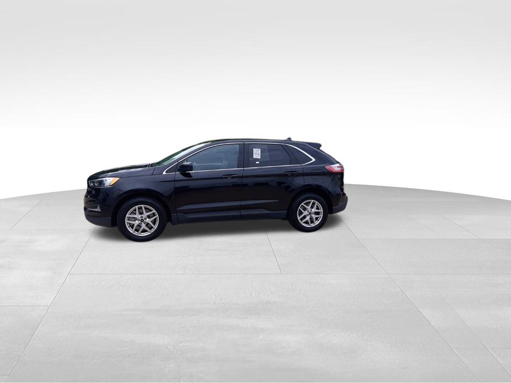 2023 Ford Edge SEL photo 3