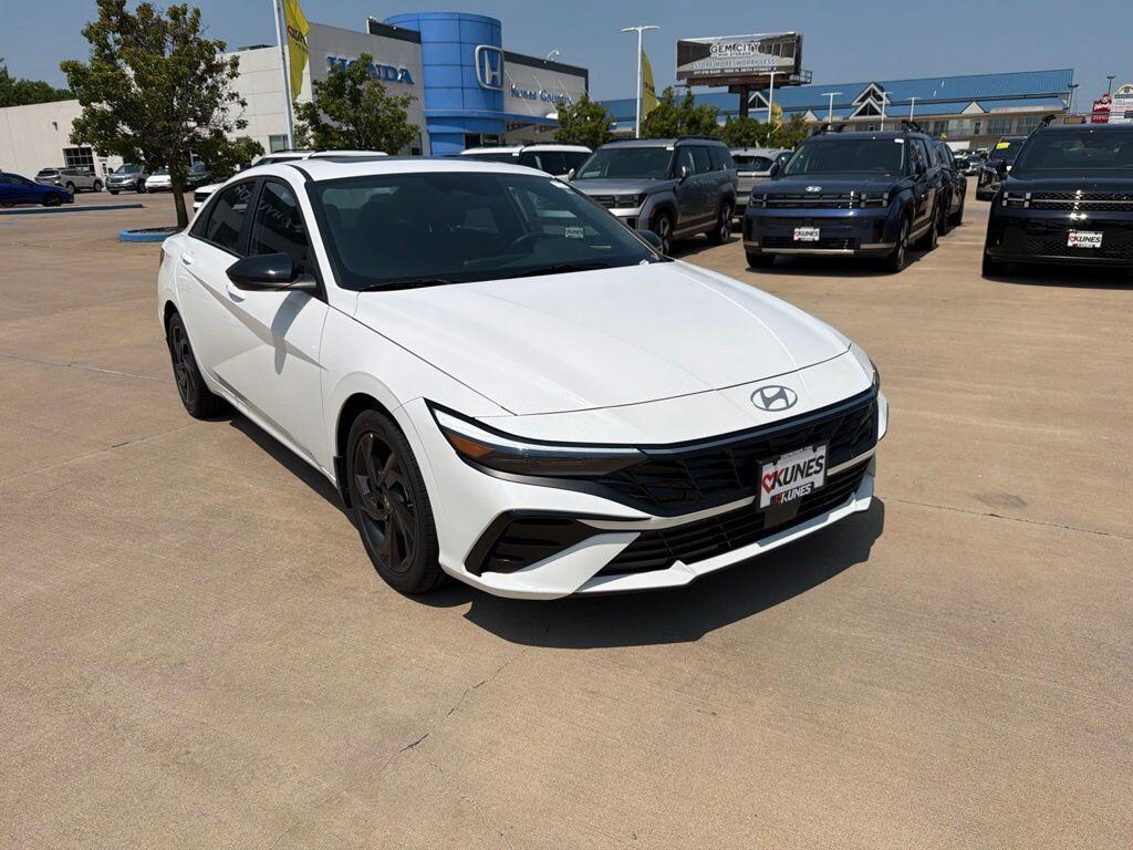 New 2026 Hyundai Elantra SEL Sport Premium Sedan
