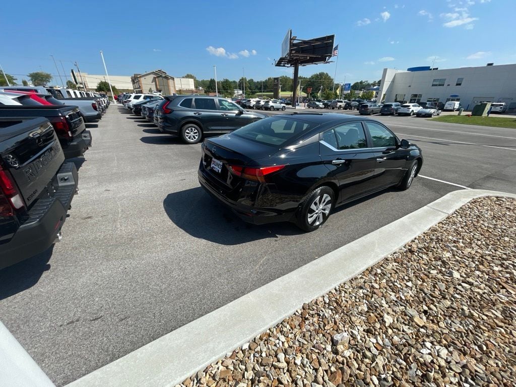 Used 2024 Nissan Altima 2.5 S Sedan