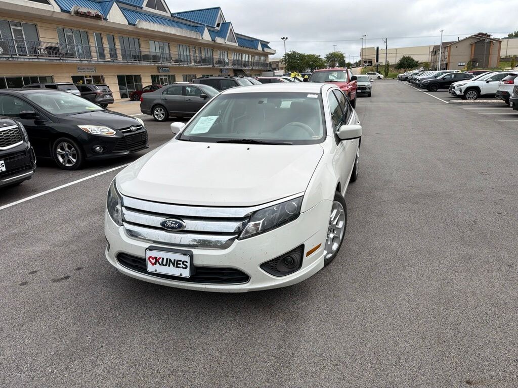 Used 2011 Ford Fusion SE Sedan